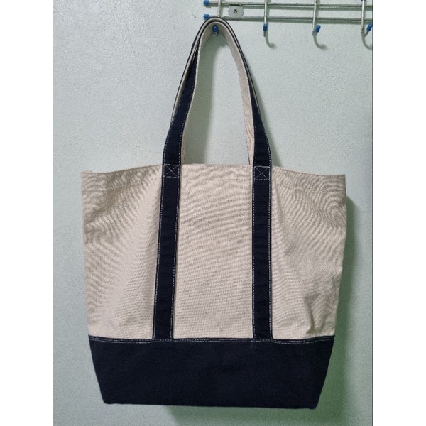 Canvas Tote bag มือสองจาก Hob Studio