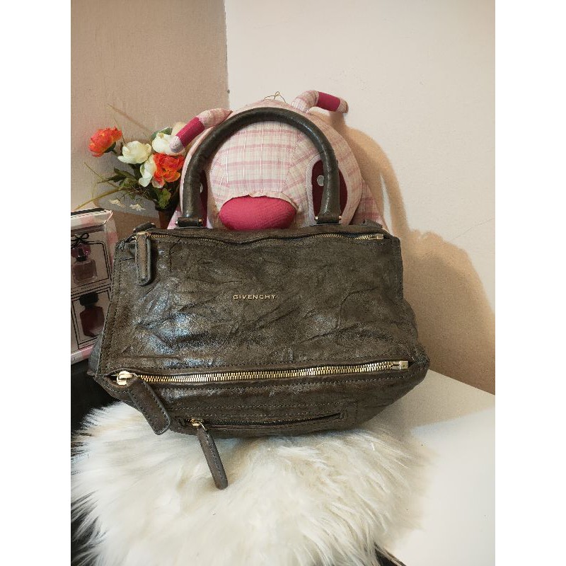 กระเป๋าจีซองซี Givenchy pandora