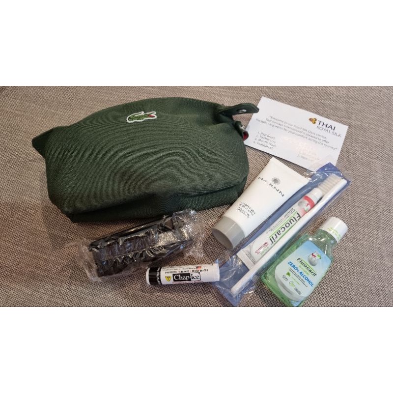 ชุดเดินทาง บิสเนสคลาส การบินไทย กระเป๋าลาคอส Travel Amenity Kit