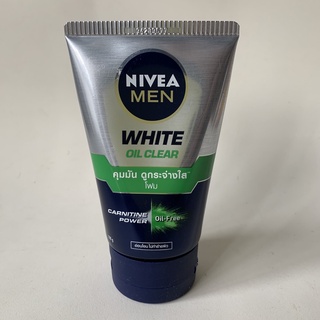 นีเวีย เมน ไวท์ ออยล์ เคลียร์ โฟมล้างหน้า 100 กรัม Nivea Men White Oil Clear Foam 100g  คุมมัน ดูกระจ่างใส โฟมล้างหน้า