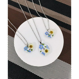 YAMON สร้อยคอดอกเดซี่และดอกฟอร์เก็ตมีน็อต (Daisy &amp; Forget me not) ตัวจี้เพิ่มตัวอักษรได้ (แจ้งตัวอักษรในหมายเหตุ)