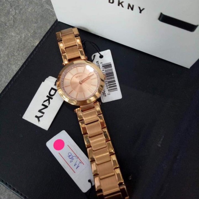 นาฬิกาdkny แท้อปก ครบ