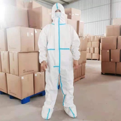 ชุด PPE สีขาว หนา65gsm เป็นผ้า SF ชุดป้องกันเชื้อโรค - SF 65Gwith Cap and Feet