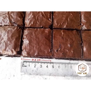 บราวนี่ หน้าฟิล์ม 9 บาท ดาร์กช็อคโกแลต เนยสด (มีขายส่งขั้นต่ำ 10 ชิ้น) dark chocolate