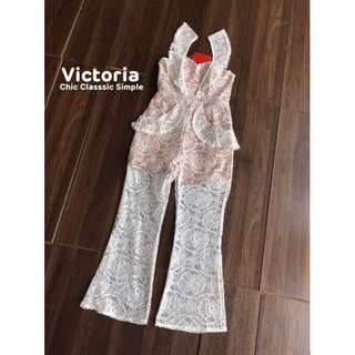 พร้อมส่ง 🤩2color🥳jumpsuit ลูกไม้ 3D🥰 Victoria