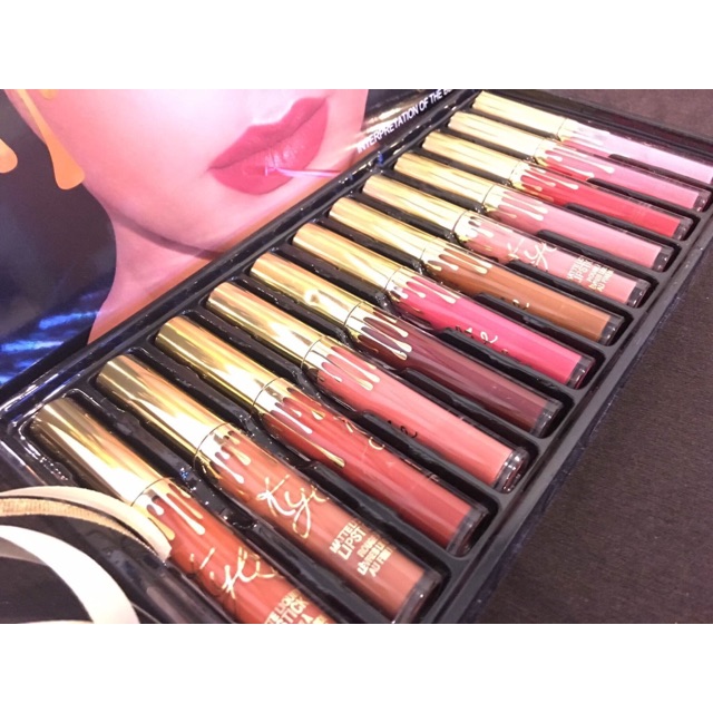 มีโค้ชลด100 บาทลิป KYLIE MATTE matte Lip