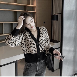 [พร้อมส่ง] เสื้อคลุมกันหนาว ไหมพรม Leopard Print