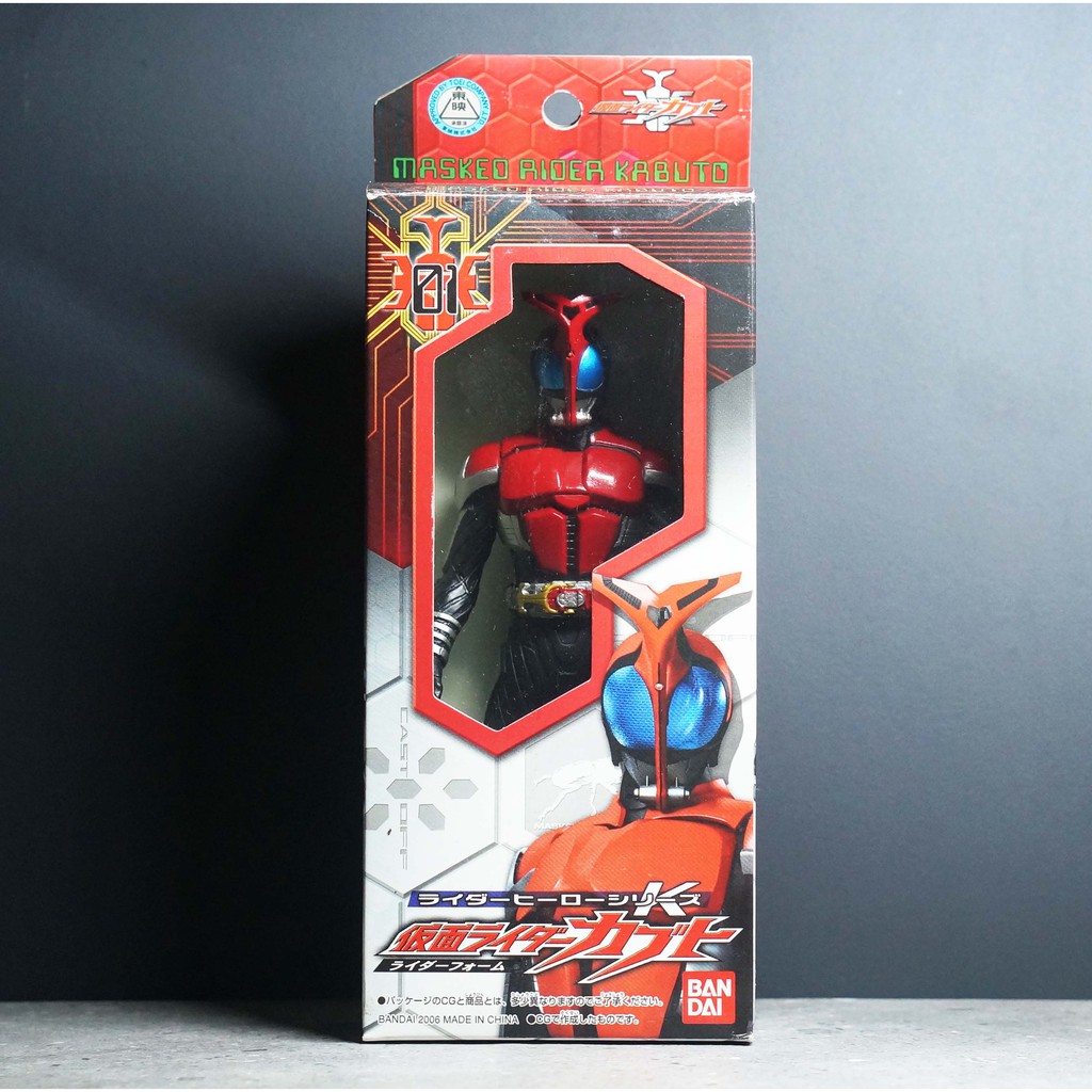 Bandai Kabuto 6.6 นิ้ว มดแดง มาสค์ไรเดอร์ Soft Vinyl Masked Rider Soft Vinyl Kamen Rider ซอฟ หลังกล่