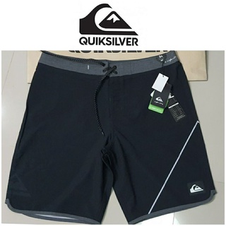 ของแท้..... quiksilver กางเกงว่ายน้ำ หรือเล่นกิจกรรมทางน้ำ ใส่แฟชั่น กิจกรรม outdoor