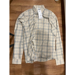 wrangler เสื้อเชิ้ต size s, m  wr5161r202 มือ1  สีเนื้อ