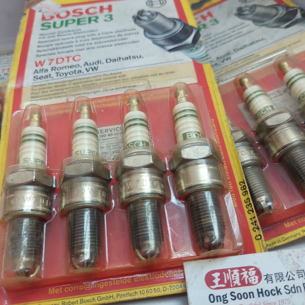 หัวเทียน 3 พิน Mercedes W126 280SE Volvo 244 Super 3 W7DTC Bosch 0241 235 982 VW Audi Toyota Corona 