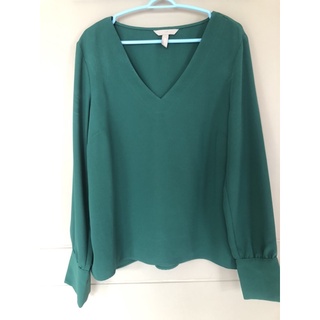 เสื้อเชิ้ตแขนยาว สีเขียว H&amp;M ไซส์ 40(EUR ) 12 (UK) มือสอง สภาพนางฟ้า ใส่ทำงาน ผ้าอยู่ทรง ไม่ยับ