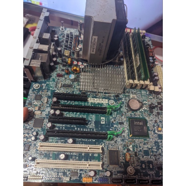 เมนบอร์ด HP Z400 พร้อม CPU X5675 Ram 16gb