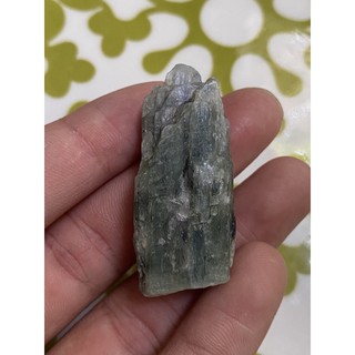 (Z)พลอยธรรมชาติ ไคยาไนท์(Kyanite) พลอยแท้100% น้ำหนัก 148.00 กะรัต