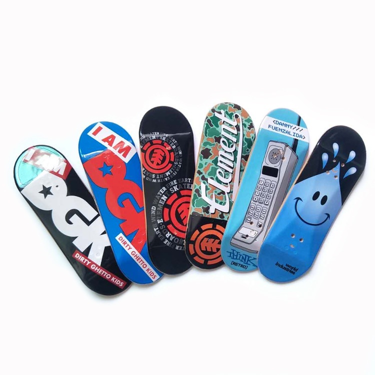 ( Baoblaze2 ) สเก็ตบอร์ดนิ้วขนาดเล็กของเล่นสําหรับเด็ก Mini Cute Fingerboard Finger Skate Board