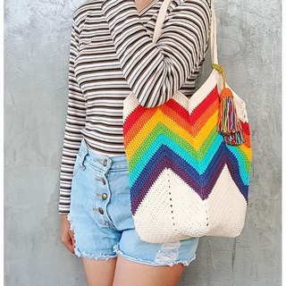 กระเป๋าถัก granny square rainbow bag