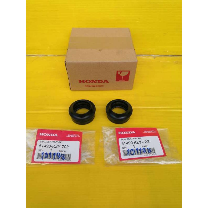 ﻿ซีลโช๊คหน้าPCX125 ,PCX150,CBR150 แท้เบิกศูนย์ ได้4ชิ้น ส่งฟรี 51490-KZY-702