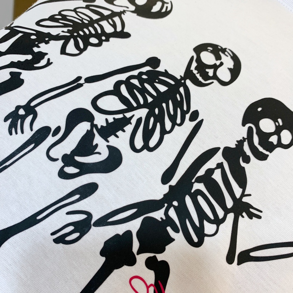 A1exander Mcque  2021 เสื้อยืดคอกลมแขนสั้นพิมพ์ลายกะโหลกสําหรับผู้ชาย #4