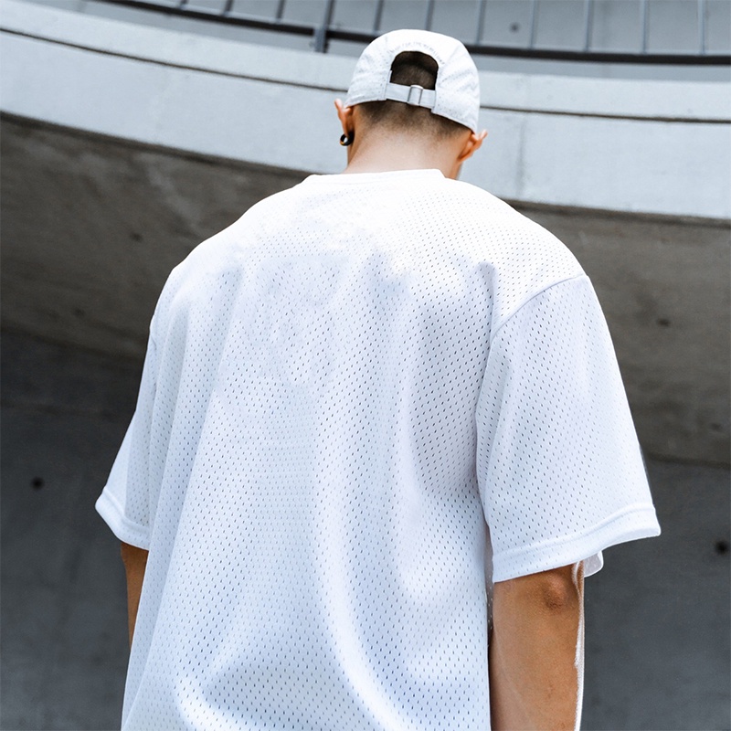 ใหม่ เสื้อยืดแขนสั้นลําลอง ผ้าตาข่าย โอเวอร์ไซซ์ แฟชั่นสําหรับผู้ชาย ใส่เข้ายิม เพาะกาย ฟิตเนส เล่นกีฬา - รูปที่ 4