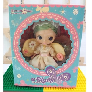4" inches 2007 TAKARA Petite Blythe JAPAN CWC Limited Edition Butterfly Wings ตุ๊กตาบลายธ์ ตัวเล็ก ผีเสื้อ บัตเตอร์ฟลาย