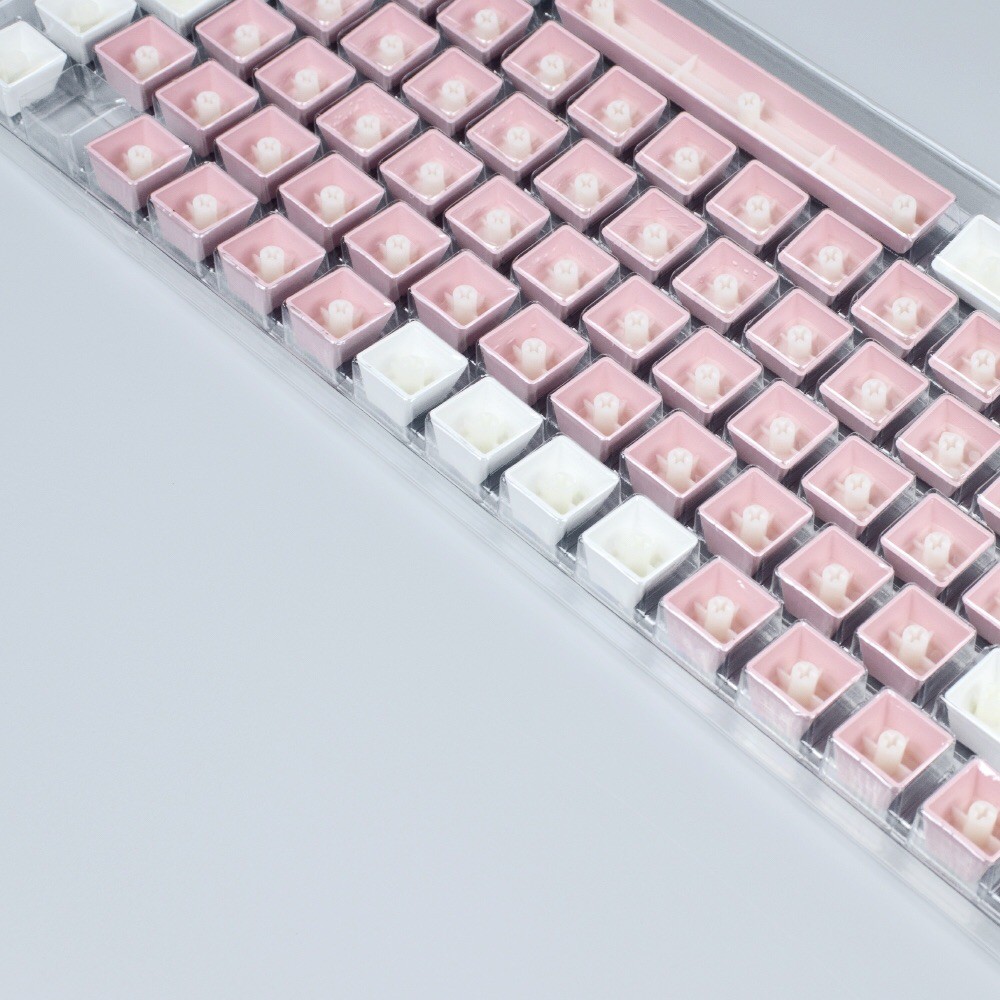 keycap /Doubleshot/ไฟลอด/104keys/ ภาษาไทย /white pink /ฺBlack