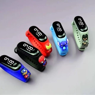 นาฬิกาข้อมือดิจิทัล สมาร์ทวอทช์ LED รูปตุ๊กตาซูเปอร์แมน ปิกาจู แฟชั่นสปอร์ต สําหรับเด็กนักเรียน