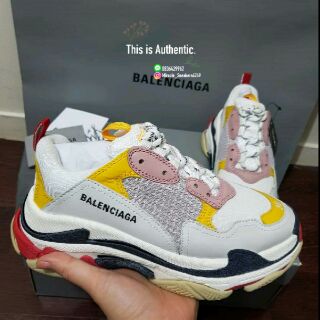 🤓BALENCIAGA  Triple S trainers