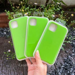 🔥เคสกำมะหยี่มีโลโก้ สีใบตอง ใช้สำหรับเคสมือถือ i13 mini Pro Promax,7 8 plus,SE2,X XR XSmax,11 Pro Max,12 mini Pro Max🔥