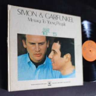 แผ่นเสียง 12 นิ้ว Simon &amp; Garfunkel ศิลปิน ยอดนิยมในอดีต ชุดMessage To Young people