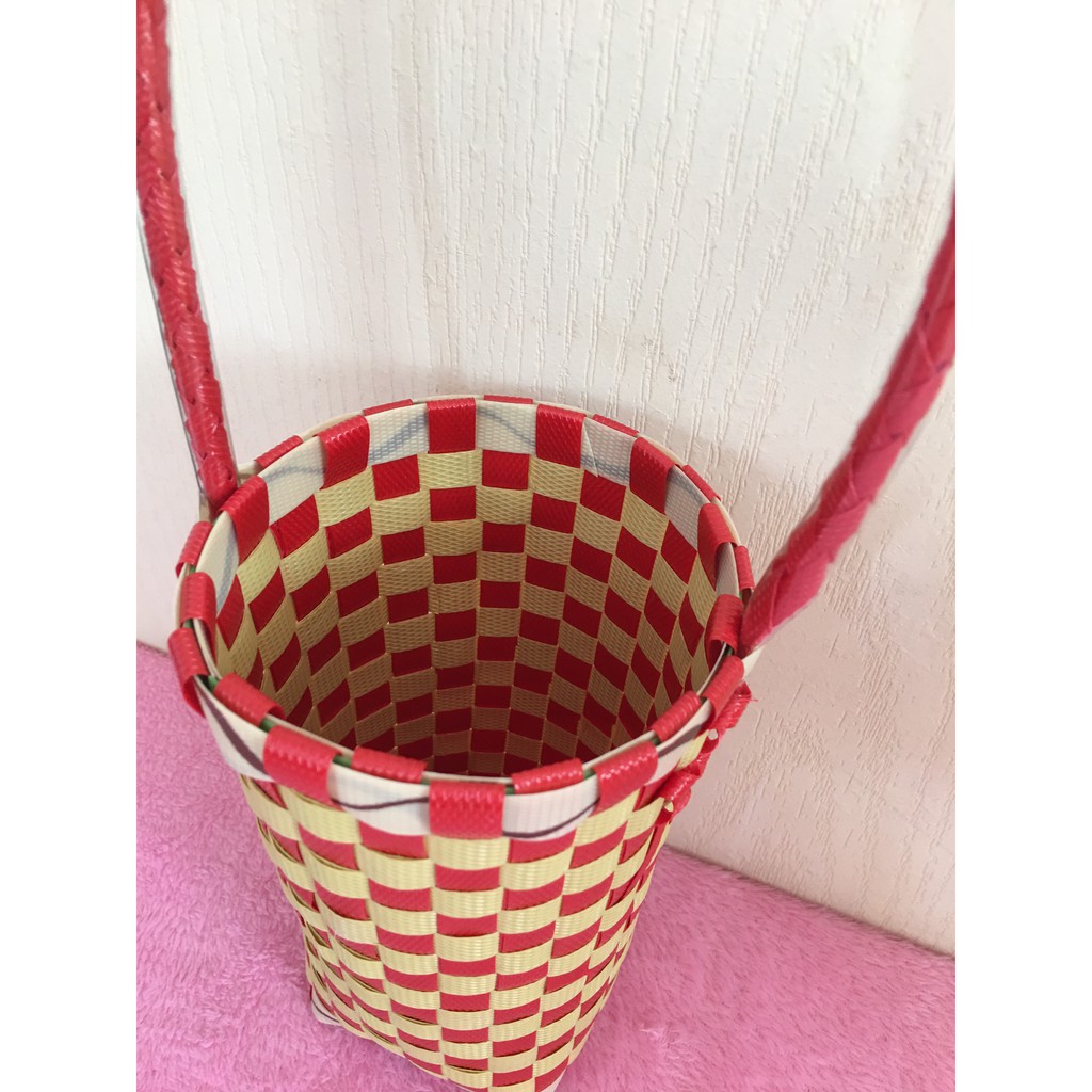 ที่ใส่แก้วเยติแบบสาน สีเหลืองสลับแดง YA020