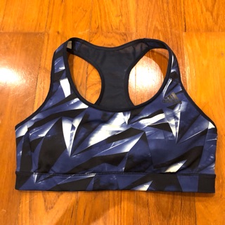 Adidas Sports Bra XS ของแท้จากช็อปญี่ปุ่น used like new