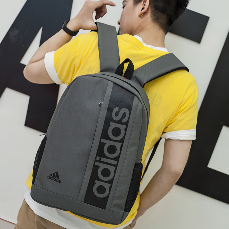 Adidas กระเป๋าเป้Unisex travel Backpack กระเป๋าเป้แฟชั่น
