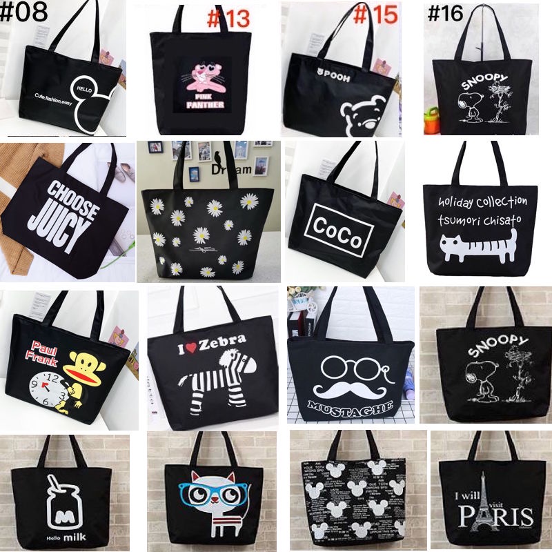 กระเป๋าผ้า TOTE สไตล์ญี่ปุ่นกระเป๋าผ้านิ่ม.เนื้อผ้าดี.ใส่ของได้เยอะมีซิปด้วย.สินค้าเป็นราคาต้นทุนค่ะ.สุ่มลาย