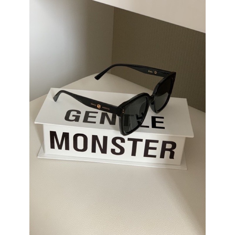 ✨ พรี 7 วัน 🦋แว่น Gentle Monster x jennie รุ่น kuku 01 งานสวย งานดีมากจริงๆ ซื้อมาสลับใส่กับแท้ได้