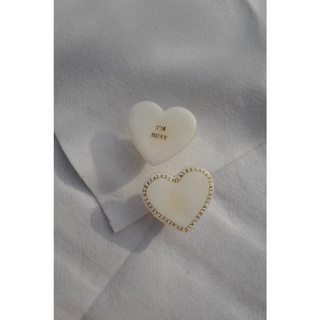 White pearl heart griptok ที่ติดโทรศัพท์