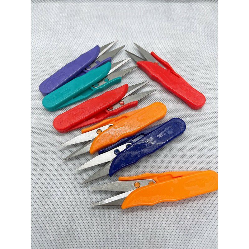 กรรไกรตัดเอ็น แบบบีบ พกพาได้สะดวก คม ทนทาน ใช้งานง่าย