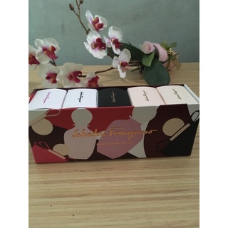 น้ำหอมแท้Ferragamoขนาด5ml