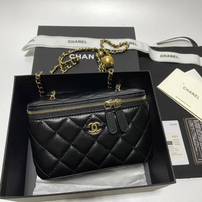 Chanel กระเป๋าหนังแท้ Chanel outlet