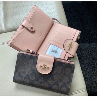 🎀 (สด-ผ่อน) กระเป๋าสตางค์ ใส่โทรศัพท์ ลายซี Shell Pink COACH C2874 TECH PHONE WALLET IN COLORBLOCK