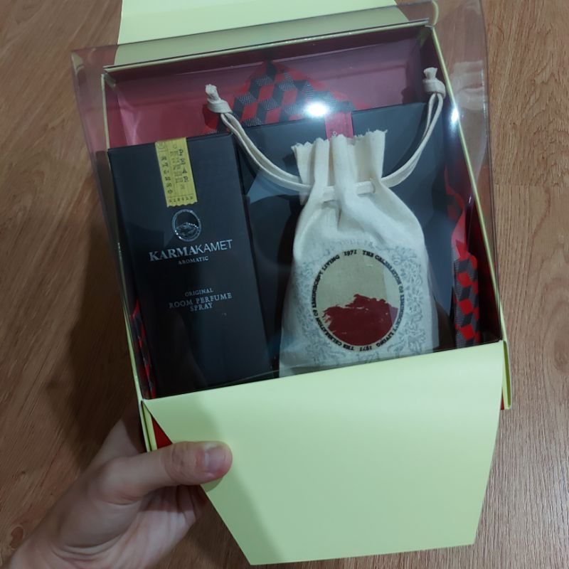 KARMAKAMET Gift Set สเปรย์+ถุงหอม สุดคุ้ม