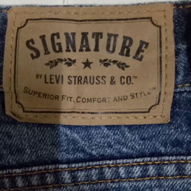 levi signature