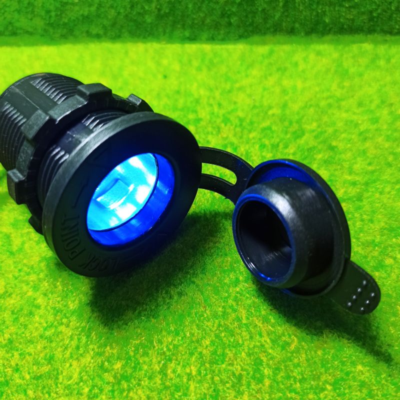 Socket ช่องจุดบุหรี่ มีไฟ LED  ตัวเมีย ติดรถยนต์ ชาร์จมือถือ Power box *สินค้าพร้อมส่งในไทย*