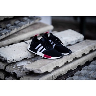 Nmd r1 black ปลั๊กแดง ของแท้ 3990฿