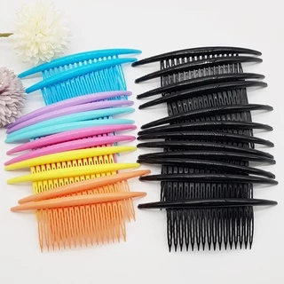 หวีสับ หวีผมขนาด 12 CM หวีโค้ง แบบพลาสติก ราคา/อัน ส่งแบบสุ่มสี