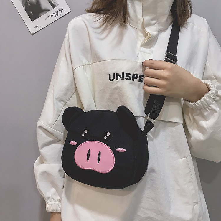 ifashionbag(IF868) กระเป๋าสะพายข้างน้องหมูอู๊ดๆน่ารักมุ้งมิ้ง
