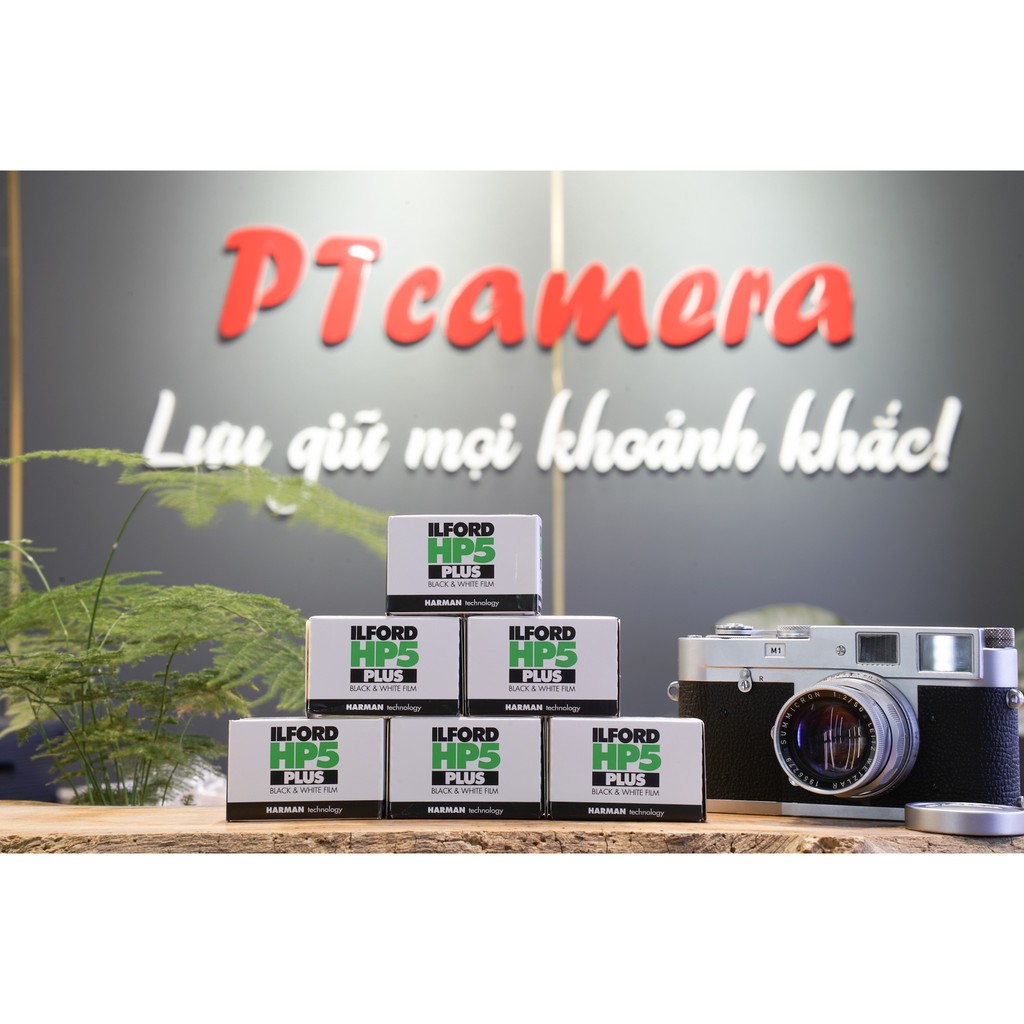 ฟิล์ม Ilford HP5 Plus 400 BW Film (Date 13/2024)