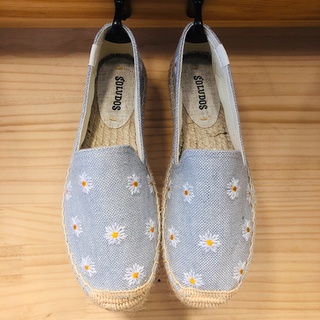 Soludos Young Chrysanthemum Slipper Small Daisy Swimmer Canvas Shoes รองเท้าชาวประมง