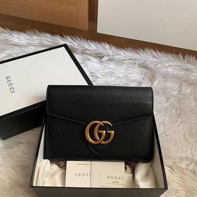 Like new Gucci marmont woc ปี19 หนังเกรน สีดำ หรูหราจ้า สภาพดีงาม หนังสวย มุมไม่ถลอก ภายในสะอาด