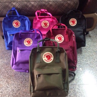 มาแล้ว จ้า  kanken  mini  สีล้วน จองด่วนเลยจ้า มีสีละ 5 ใบ ราคา 590.-#ฟรีems