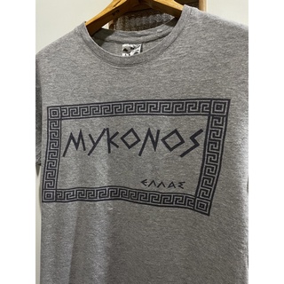 เสื้อยืดผ้าฝ้ายพิมพ์ลายแฟชั่นเสื้อยืดมือสอง MYKONOS GREECE (HANDMADE IN GREECE) Size L มือ2